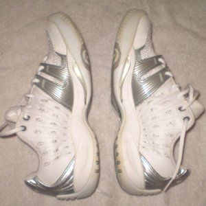 Prince T22 Shoes Women's 10 Tennis Pickleball